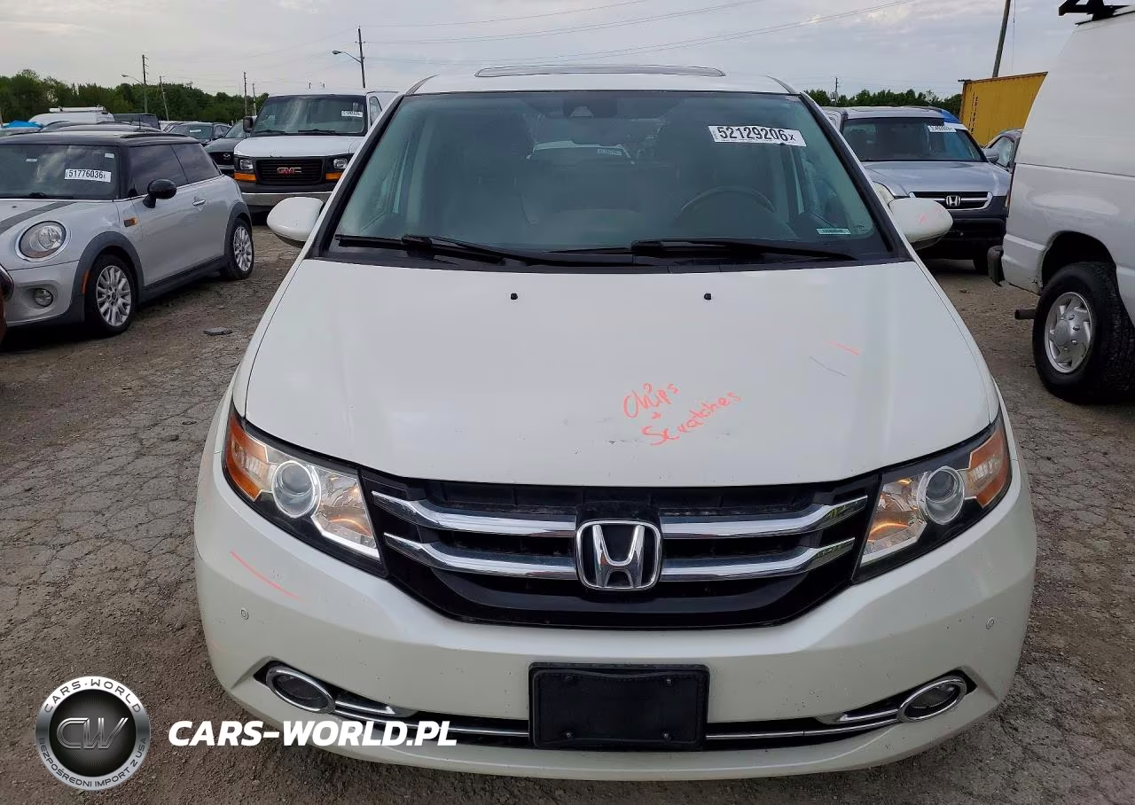 2014 Honda Odyssey Touring VIN:5FNRL5H93EB059177 - 5