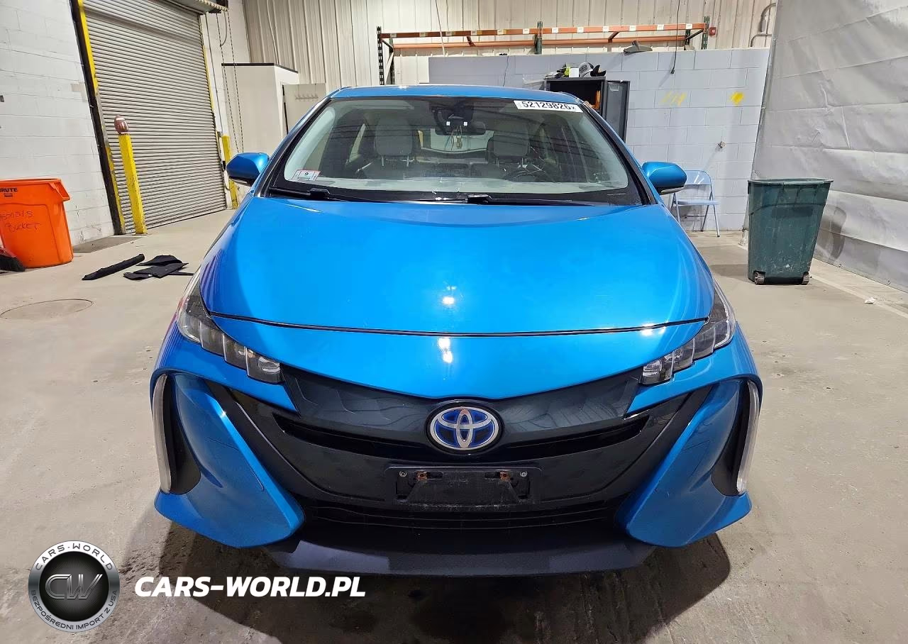 2018 Toyota Prius Prime Premium VIN:JTDKARFP6J3097090 - 5