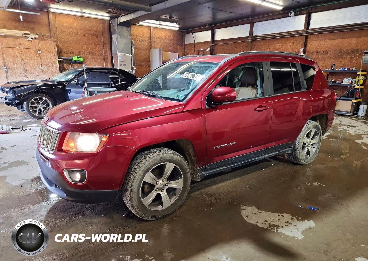 2016 Jeep Compass Latitude – zdjęcie 1 z 13