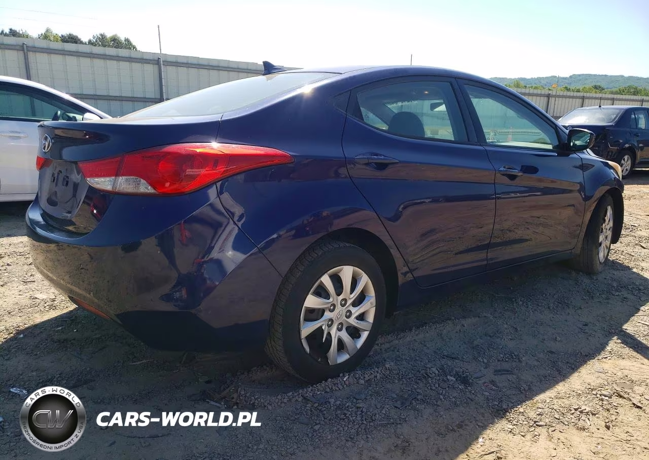 2012 Hyundai Elantra Gls VIN:5NPDH4AE0CH076742 - 3