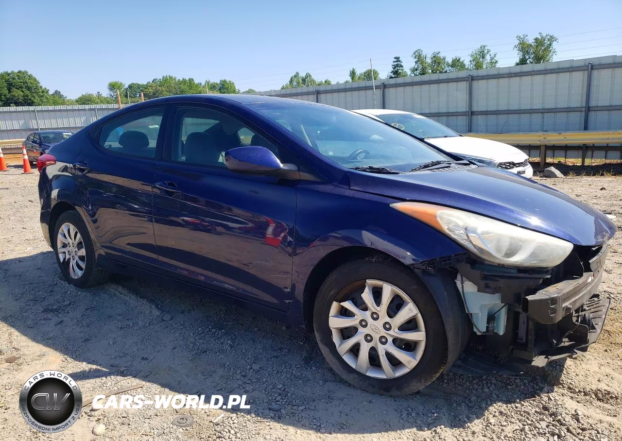 2012 Hyundai Elantra Gls VIN:5NPDH4AE0CH076742 - 4