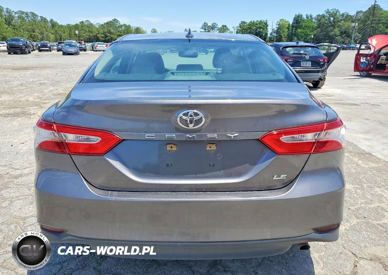 2019 Toyota Camry Le VIN:4T1B11HK2KU809542 - 6