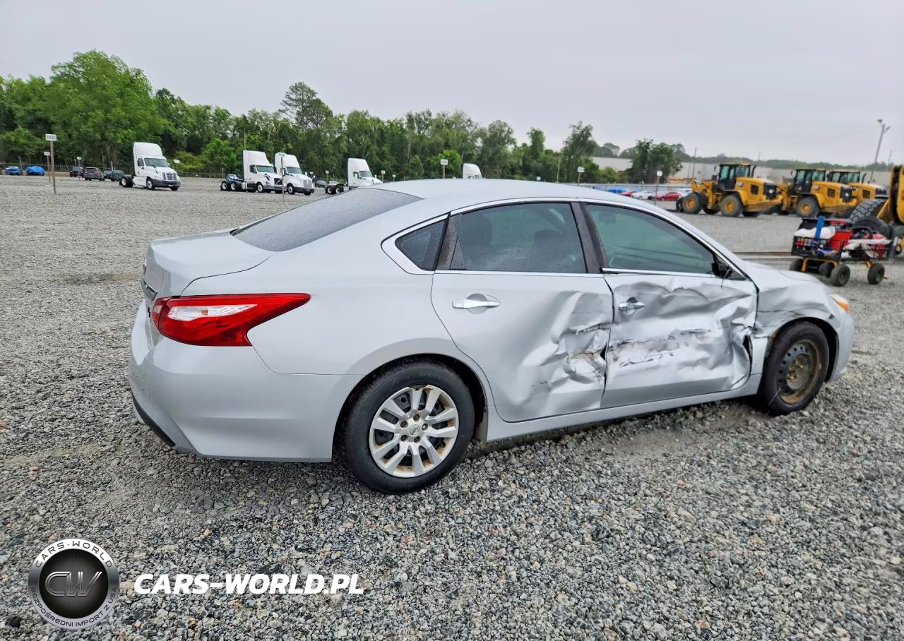 2017 Nissan Altima 2.5 S VIN:1N4AL3AP3HN340577 - 3