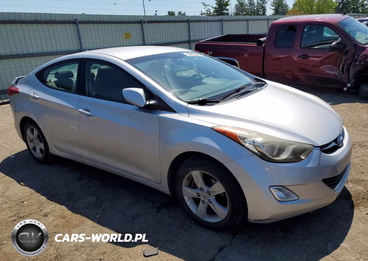2012 Hyundai Elantra Gls VIN:KMHDH4AE1CU463365 - 4