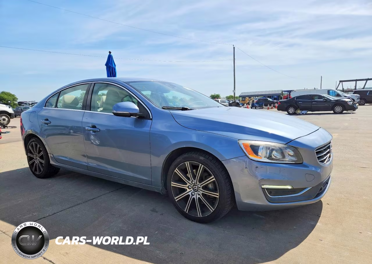 2018 Volvo S60 Inscription VIN:LYV402TK2JB185618 - 4