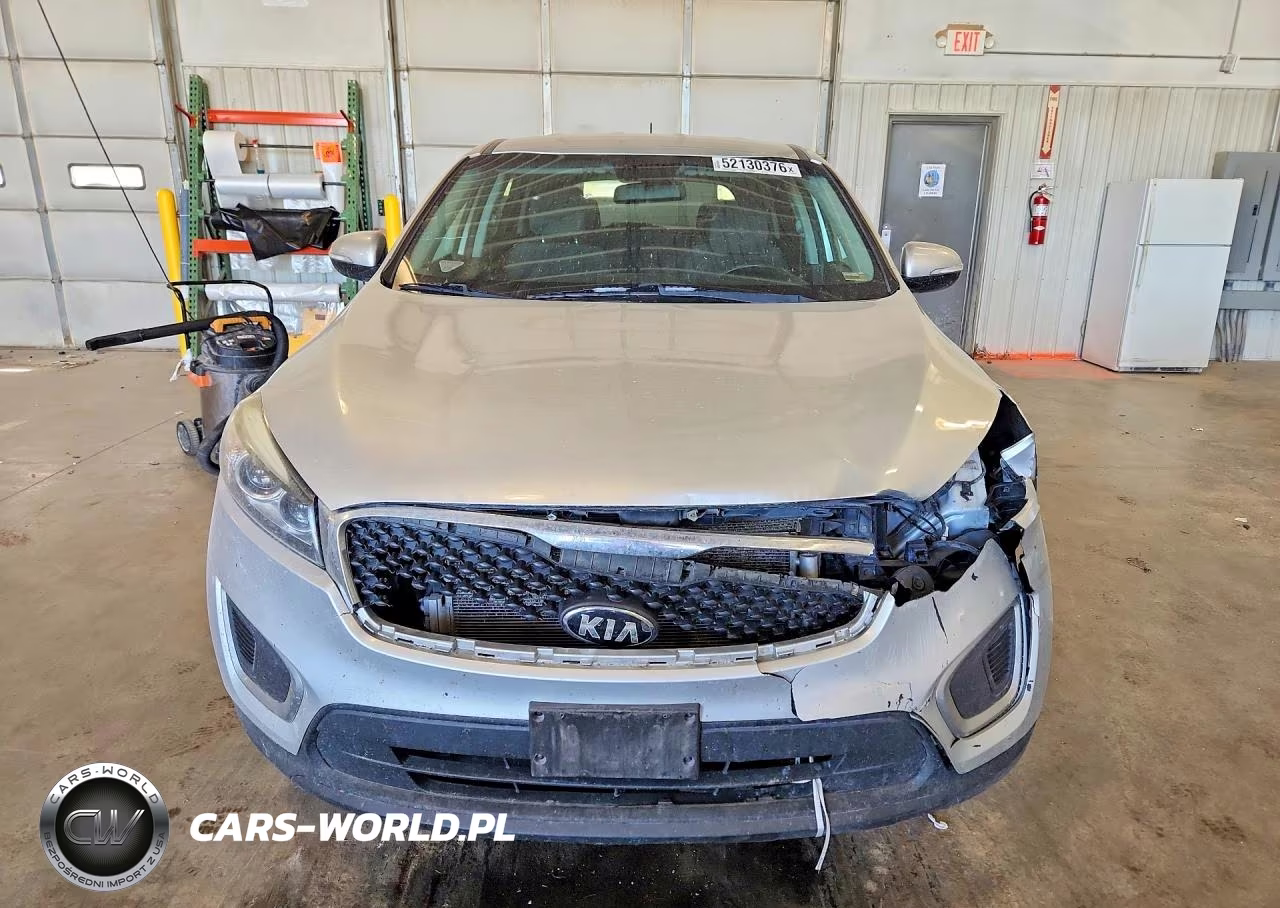 2017 Kia Sorento L VIN:5XYPG4A3XHG252550 - 5
