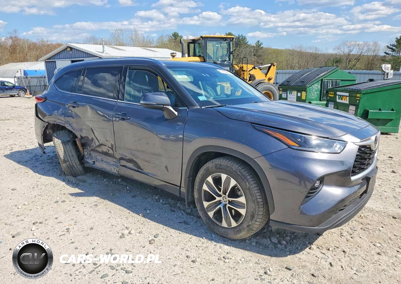 2021 Toyota Highlander Xle VIN:5TDGZRBH0MS546585 - 4