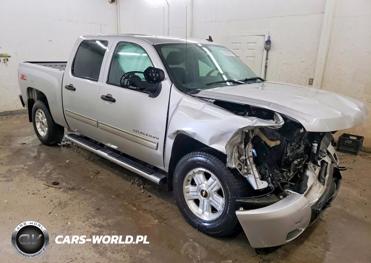 2011 Chevrolet Silverado C1500 Lt VIN:3GCPCSE07BG369253 - 4