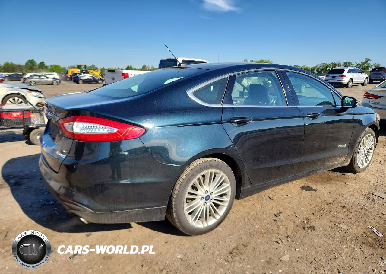 2014 Ford Fusion Se Hybrid VIN:3FA6P0LU2ER252589 - 3
