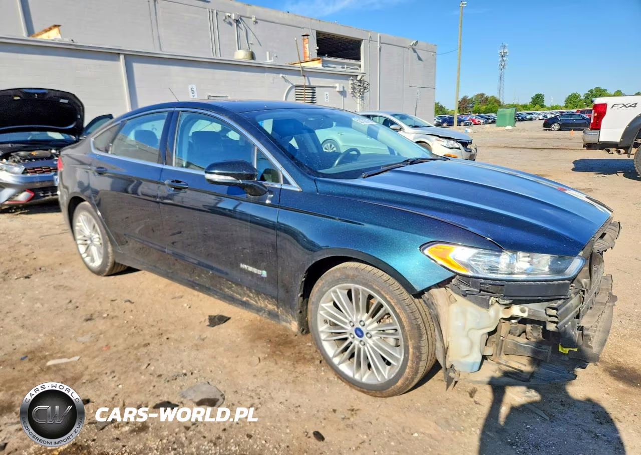 2014 Ford Fusion Se Hybrid VIN:3FA6P0LU2ER252589 - 4
