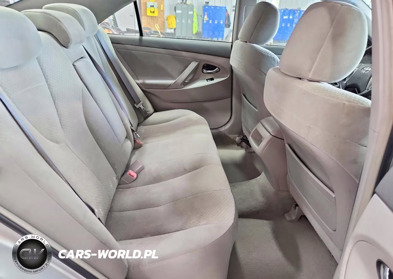 2007 Toyota Camry Le VIN:4T1BE46K57U715056 - 10