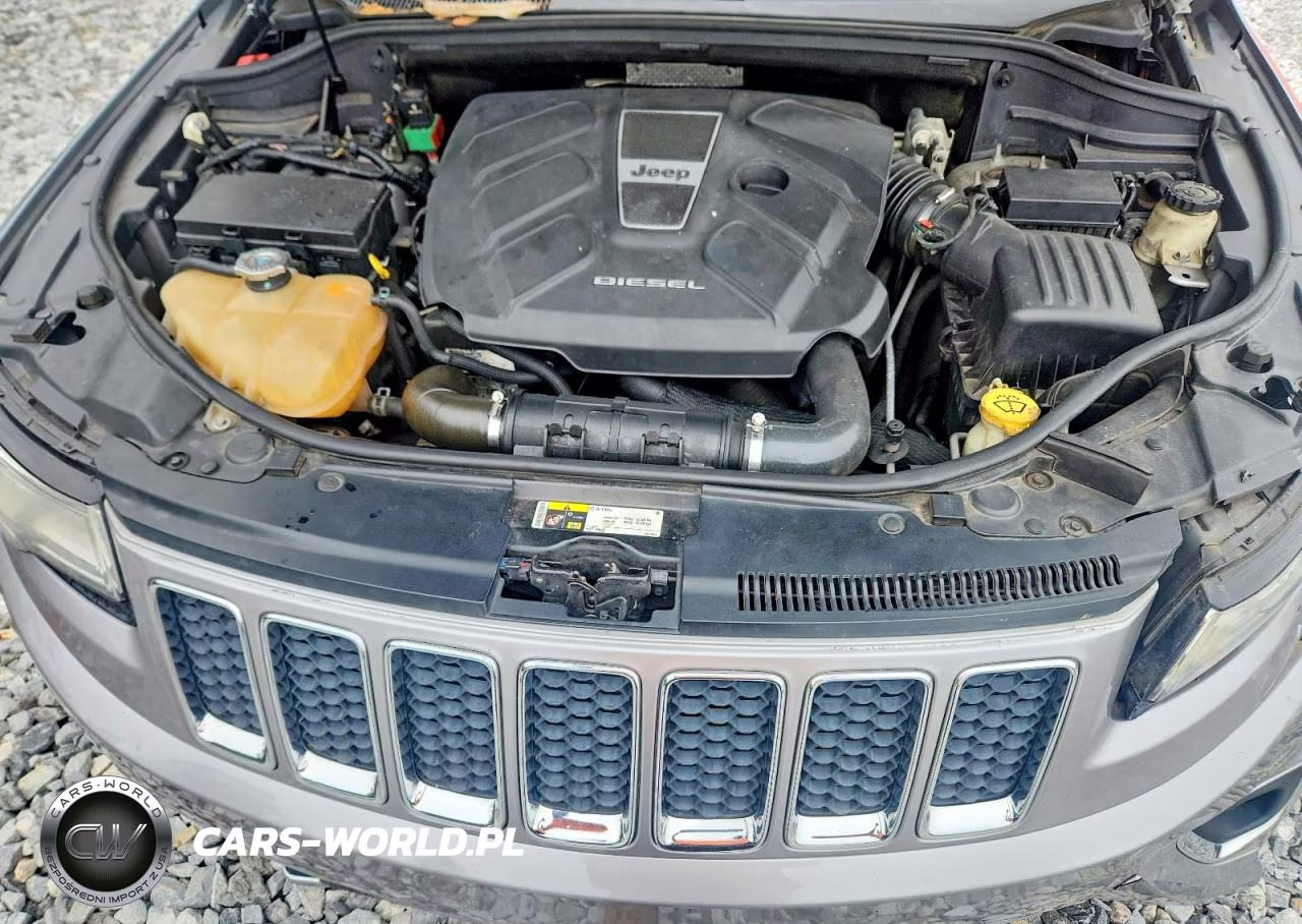 2014 Jeep Grand Cherokee Overland VIN:1C4RJECM7EC532125 - 12