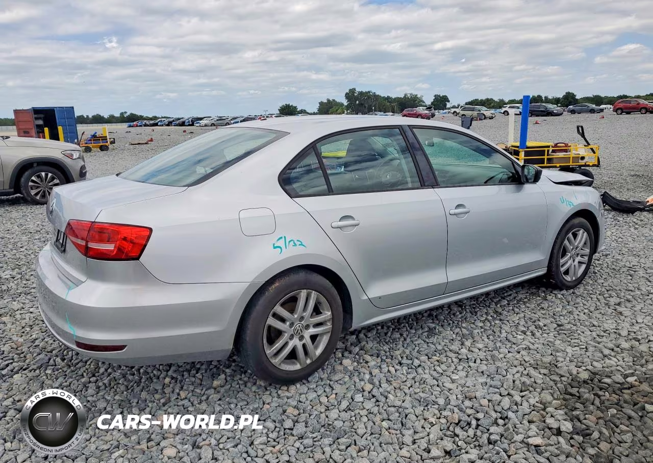 2015 Volkswagen Jetta Base VIN:3VW2K7AJ0FM239442 - 3
