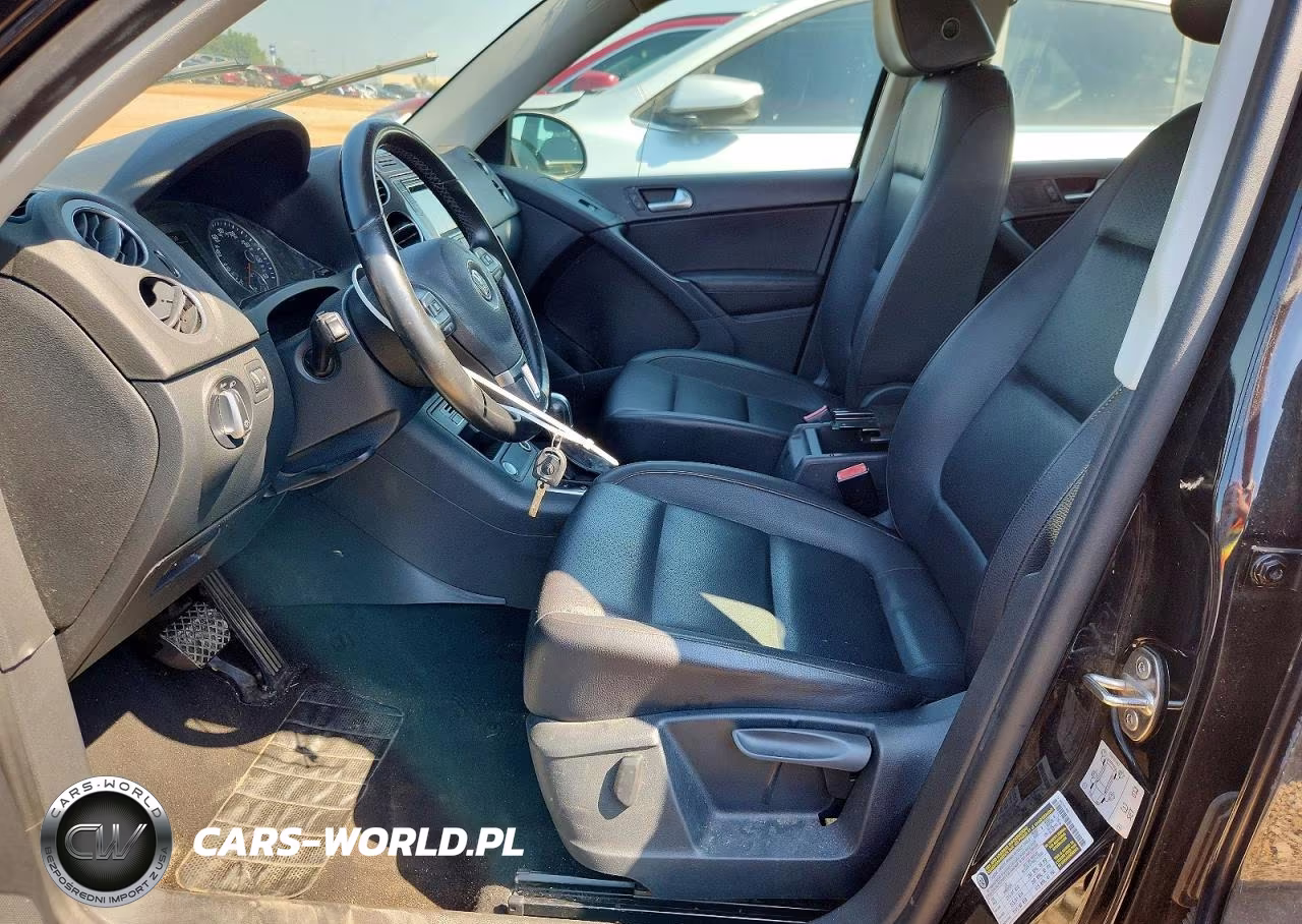 2016 Volkswagen Tiguan S VIN:WVGBV7AX3GW583486 - 7