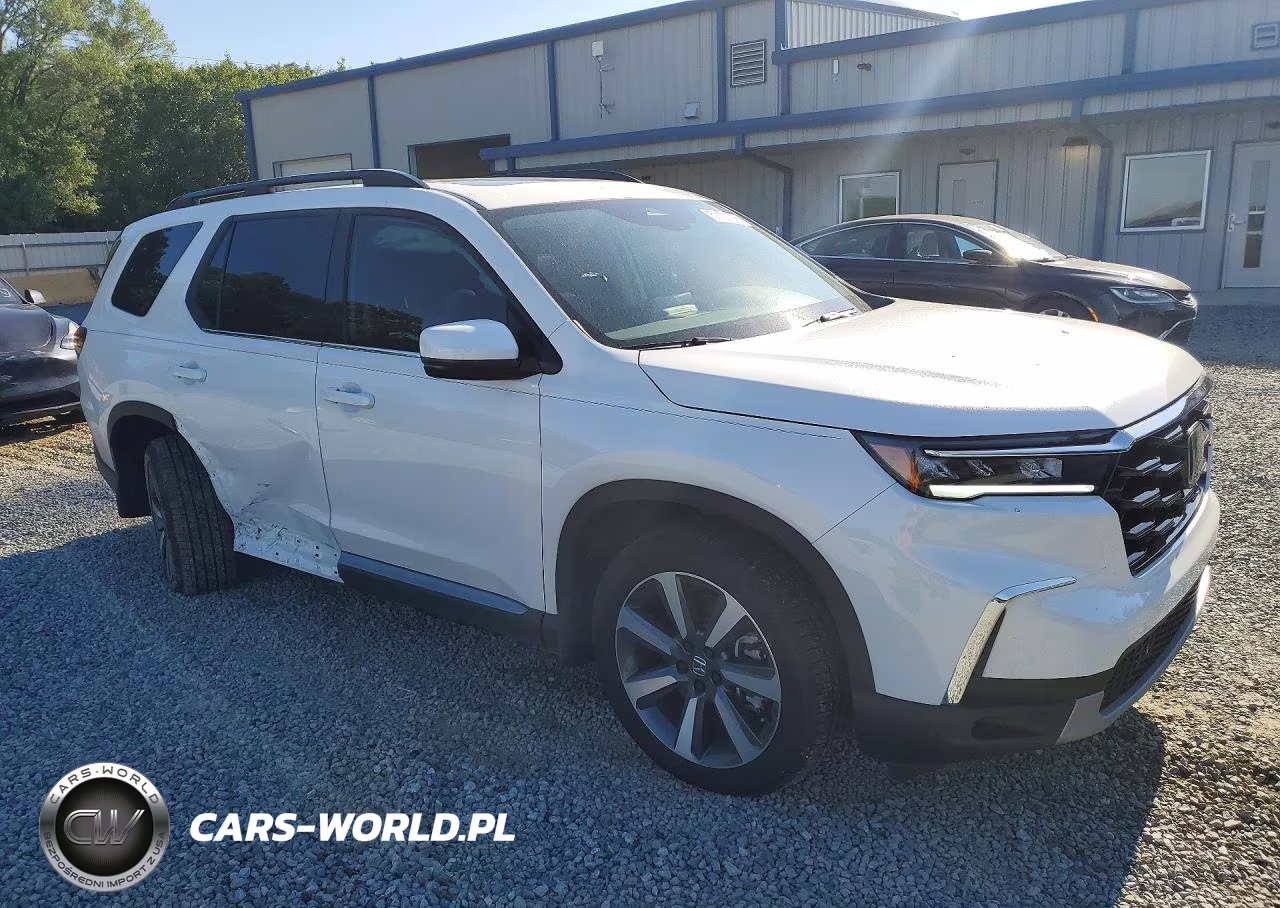 2025 Honda Pilot Touring VIN:5FNYG1H71SB160608 - 4