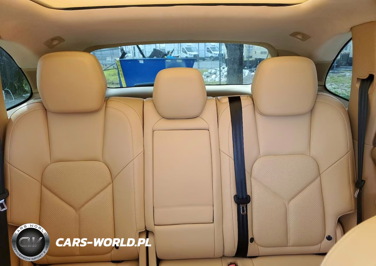 2013 Porsche Cayenne VIN:WP1AA2A26DLA01895 - 10