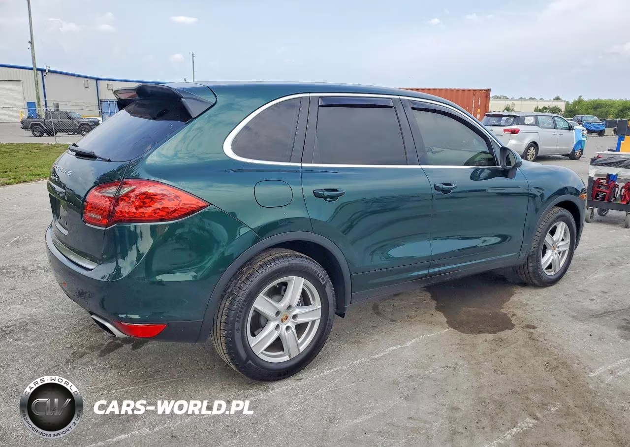 2013 Porsche Cayenne VIN:WP1AA2A26DLA01895 - 3