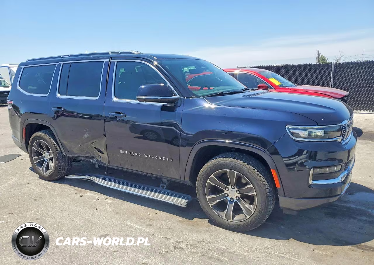 2022 Jeep Grand Wagoneer Series I VIN:1C4SJVEPXNS180673 - 4