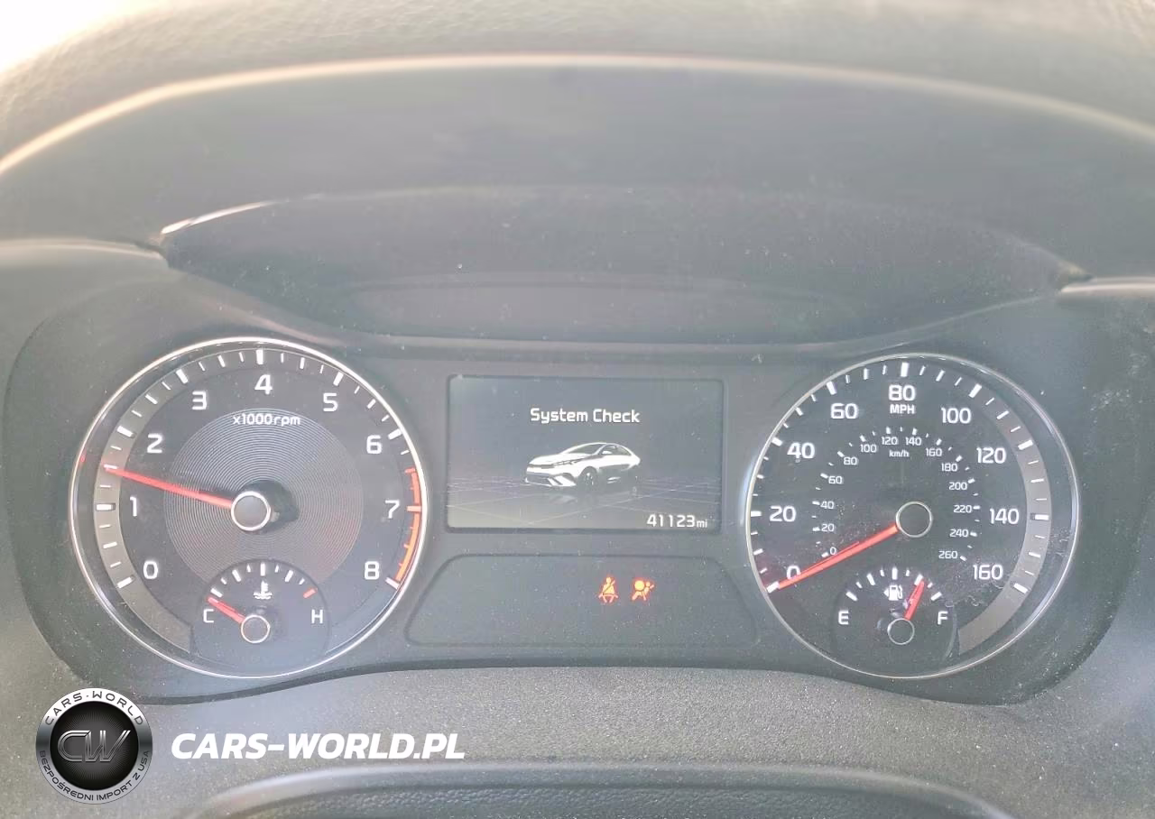 2024 Kia Forte Lxs VIN:3KPF24AD3RE778228 - 9