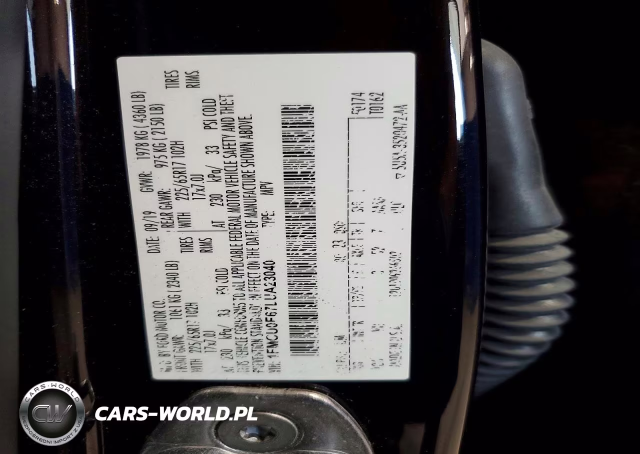 2020 Ford Escape S VIN:1FMCU0F67LUA23040 - 13