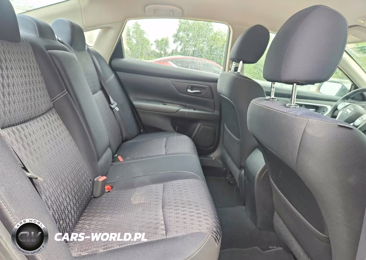 2016 Nissan Altima 2.5 S VIN:1N4AL3AP1GN334842 - 10