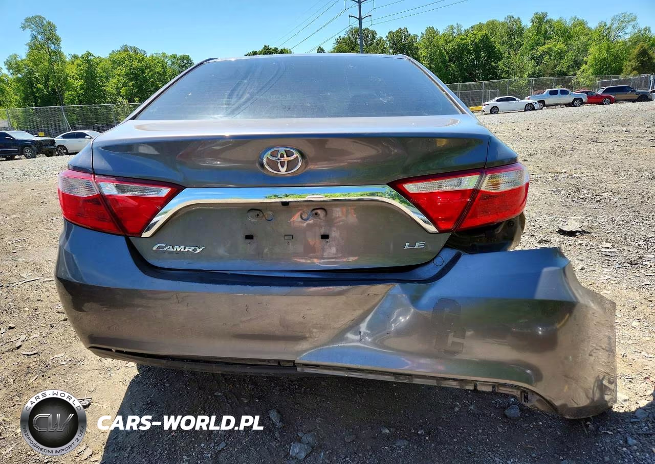 2017 Toyota Camry Le VIN:4T1BF1FK8HU694071 - 6