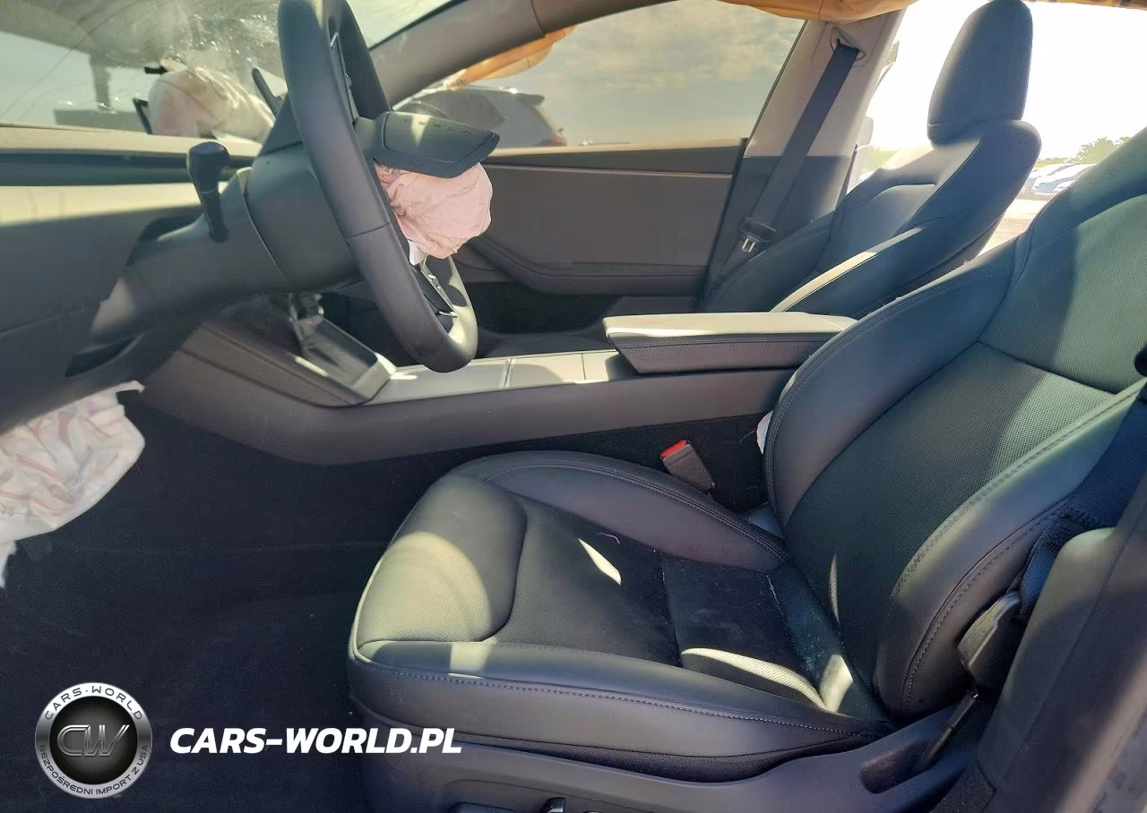 2026 Tesla Model 3 VIN:5YJ3E1EA5TF160208 - 7
