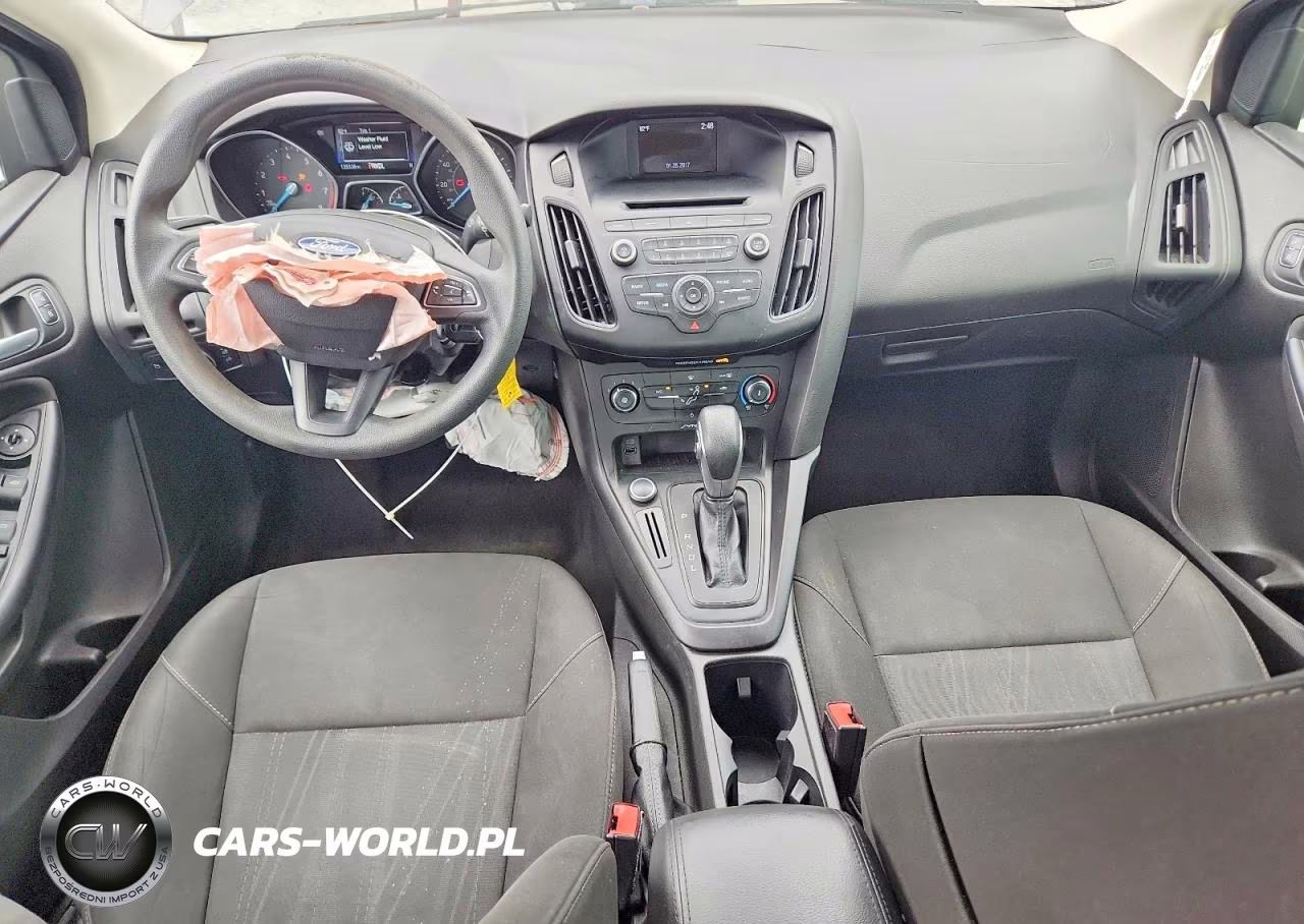 2017 Ford Focus Se VIN:1FADP3F24HL201584 - 8
