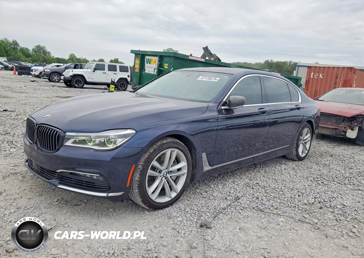 2016 BMW 750 Xi – zdjęcie 1 z 12