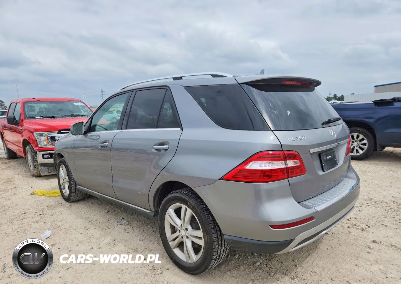 2015 Mercedes-Benz Ml 350 VIN:4JGDA5JBXFA588130 - 2