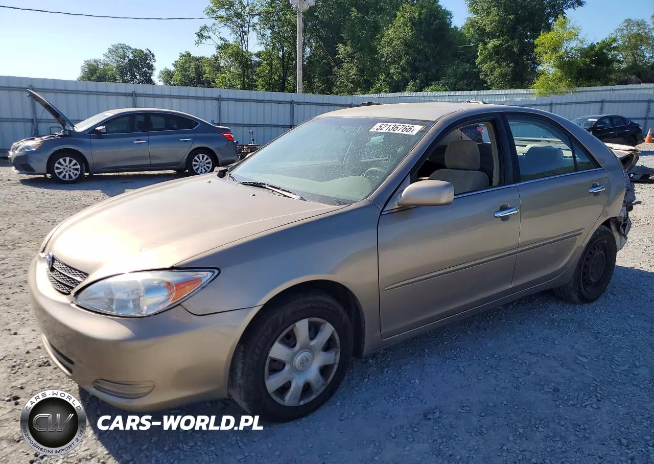 2004 Toyota Camry Le