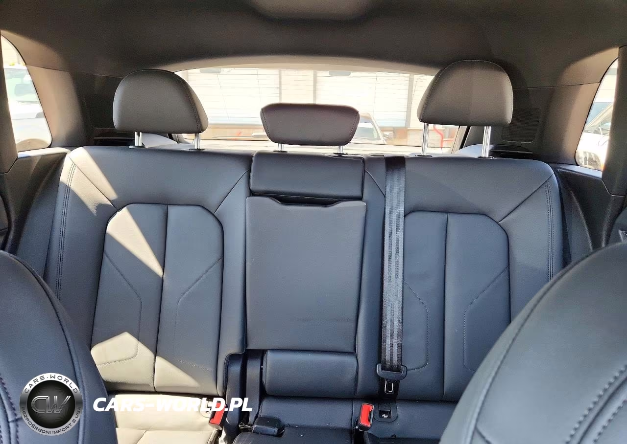 2025 Audi Q3 Premium S Line 45 VIN:WA1DECF36S1056151 - 10