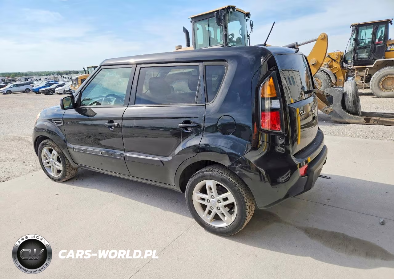 2011 Kia Soul + VIN:KNDJT2A29B7237295 - 2