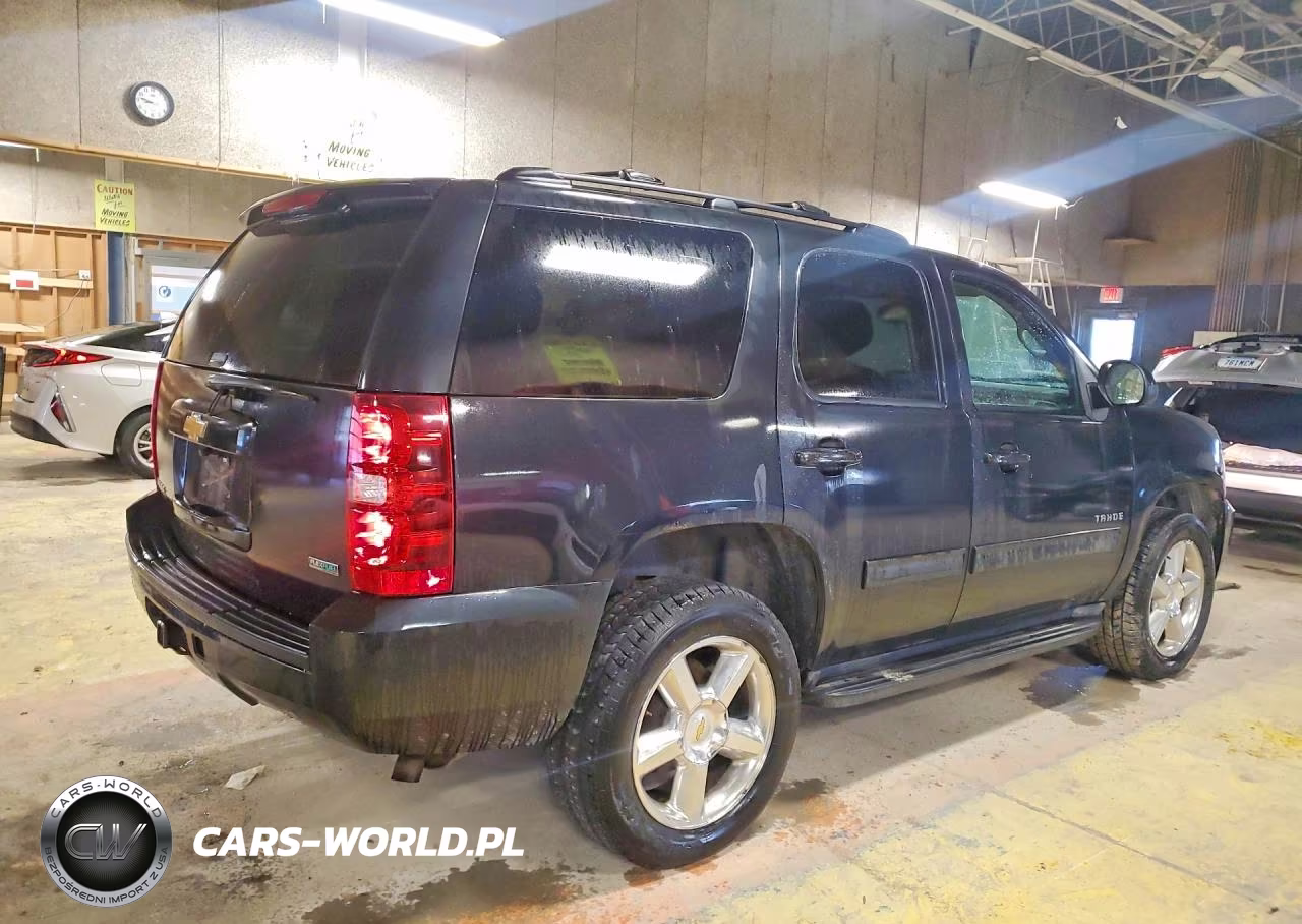 2012 Chevrolet Tahoe K1500 Ls VIN:1GNSKAE02CR179117 - 3