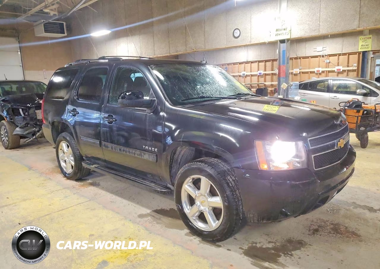 2012 Chevrolet Tahoe K1500 Ls VIN:1GNSKAE02CR179117 - 4