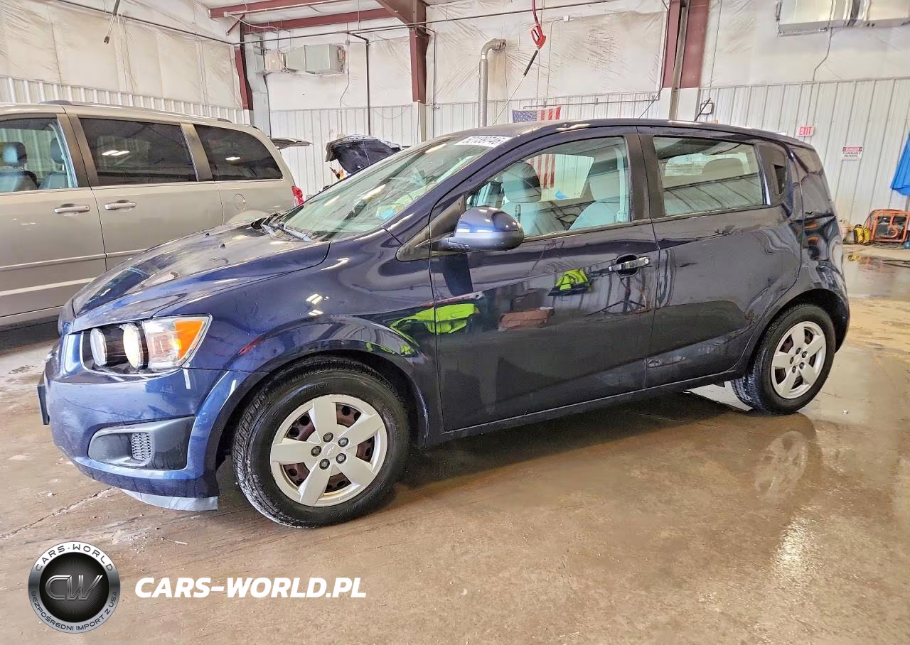 2015 Chevrolet Sonic Ls