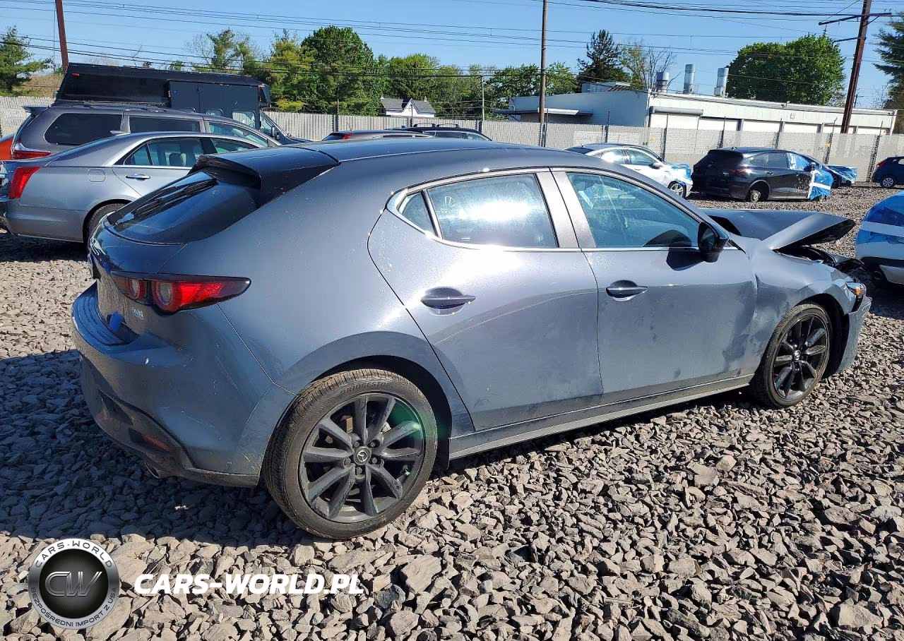 2026 Mazda 3 Preferred VIN:JM1BPBLL8T1860622 - 3