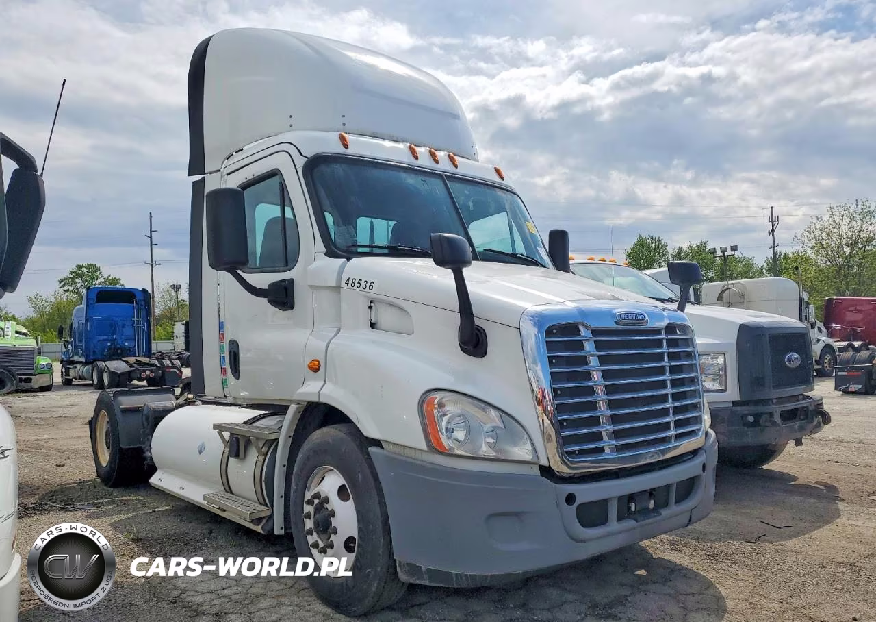 2018 FREIGHTLINER CASCADIA 1