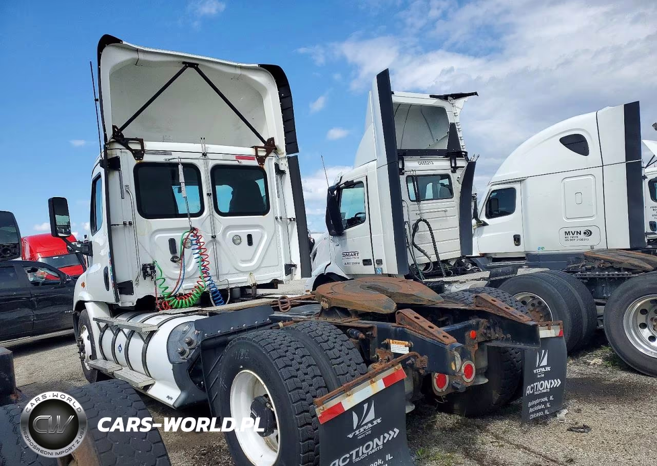 2018 FREIGHTLINER CASCADIA 1 VIN:1FUBGAD96JLJV5406 - 3
