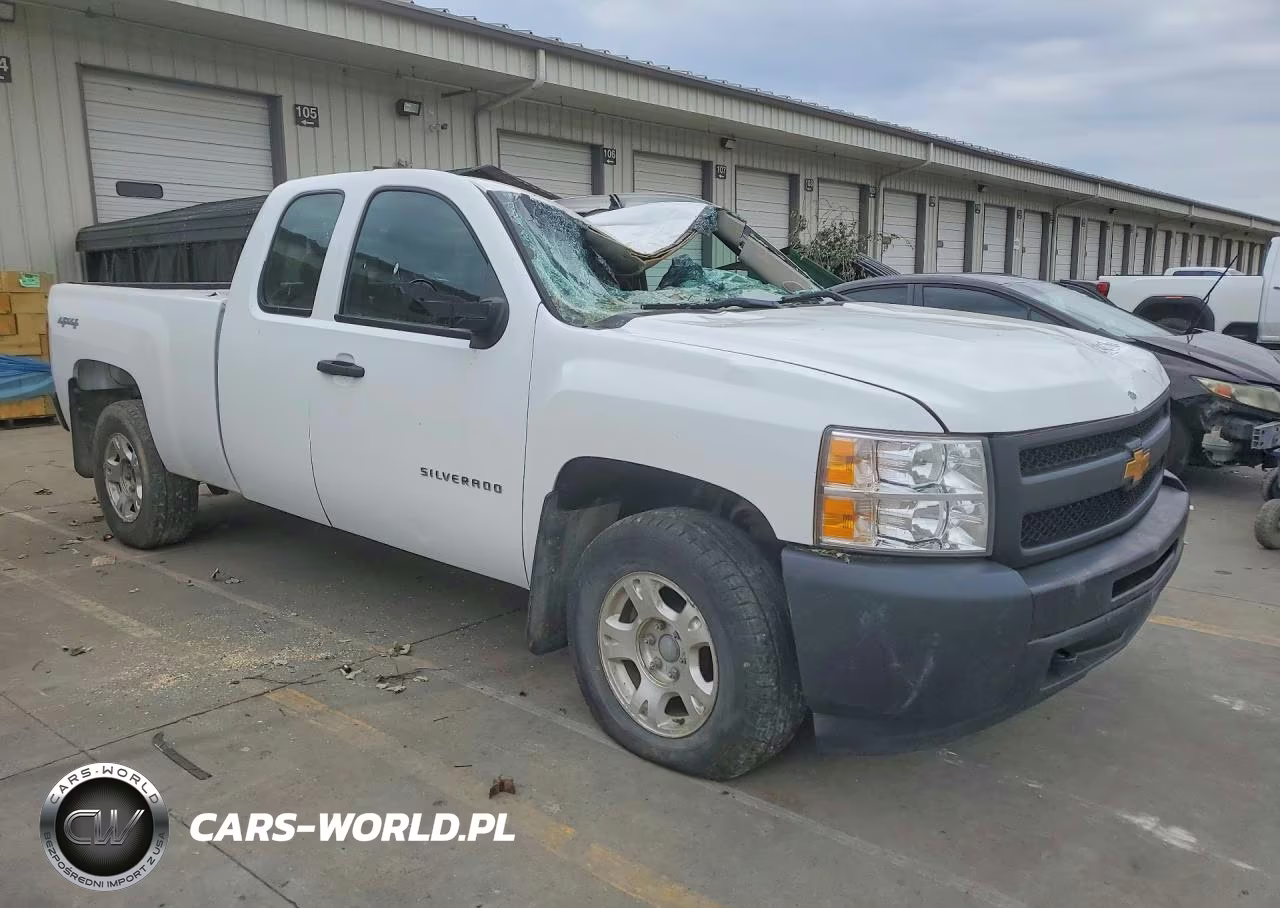 2013 Chevrolet Silverado K1500 VIN:1GCRKPEA9DZ162951 - 4