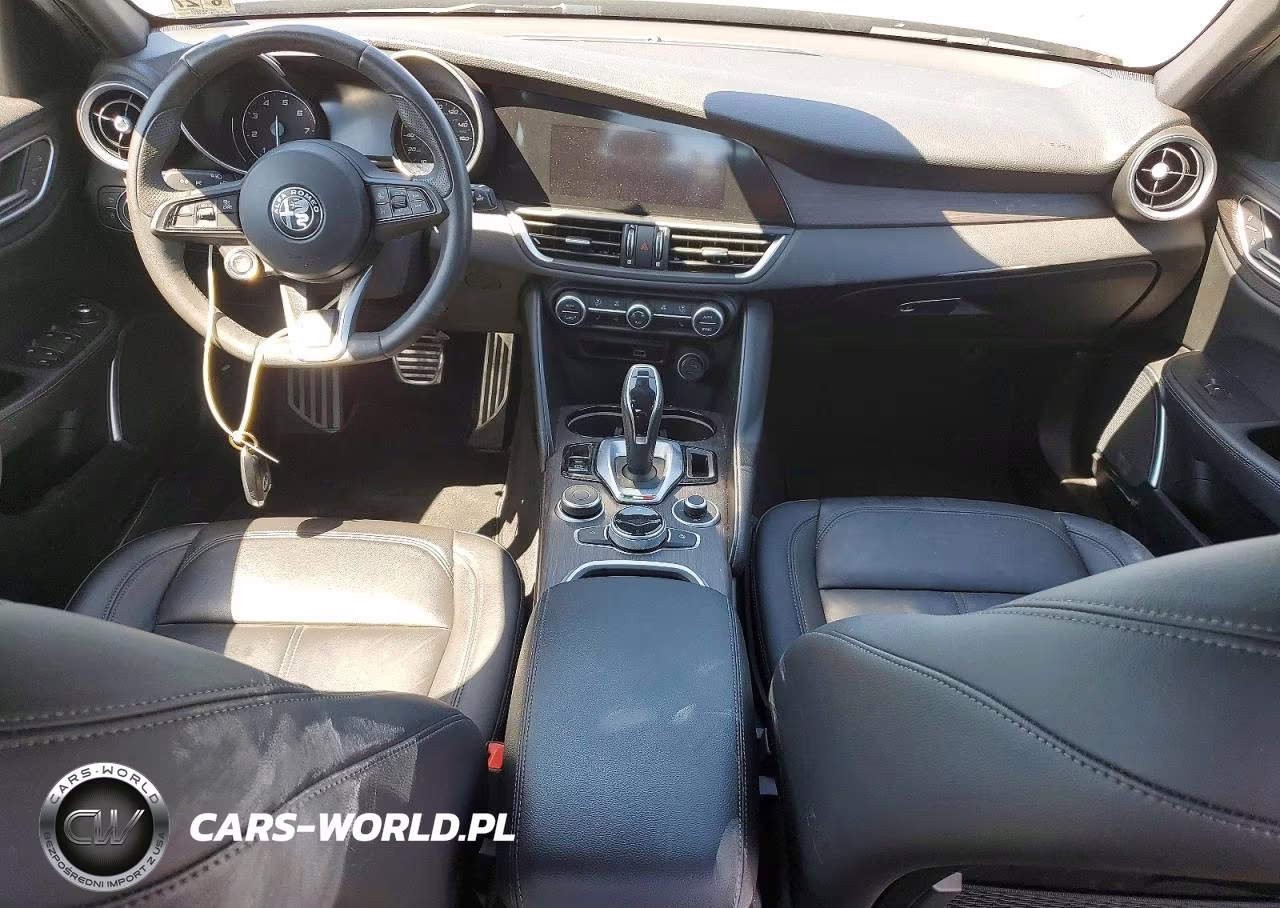 2022 Alfa Romeo Giulia Super VIN:ZARFANBN8N7662152 - 8