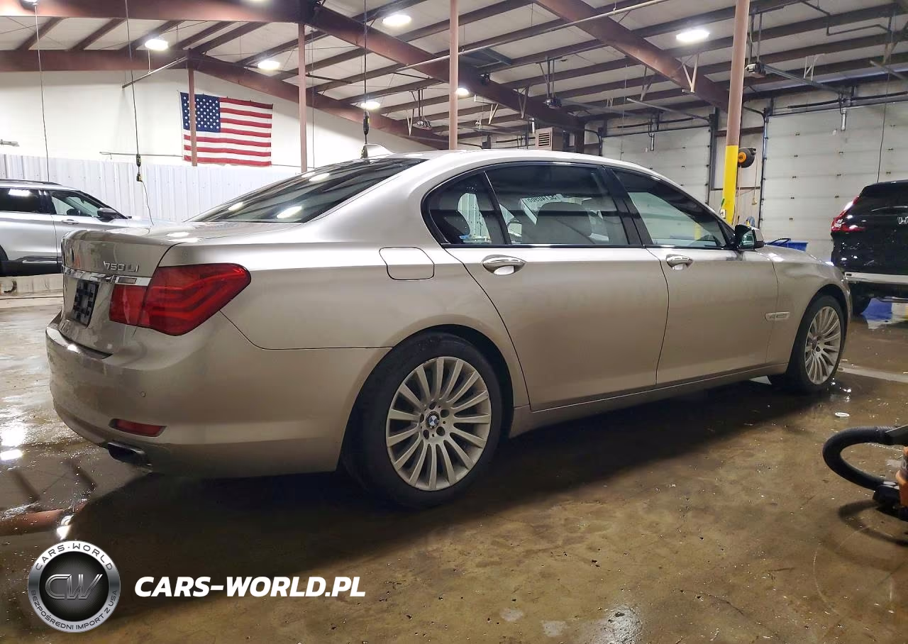 2012 BMW 750 Lxi VIN:WBAKC8C51CC436720 - 3