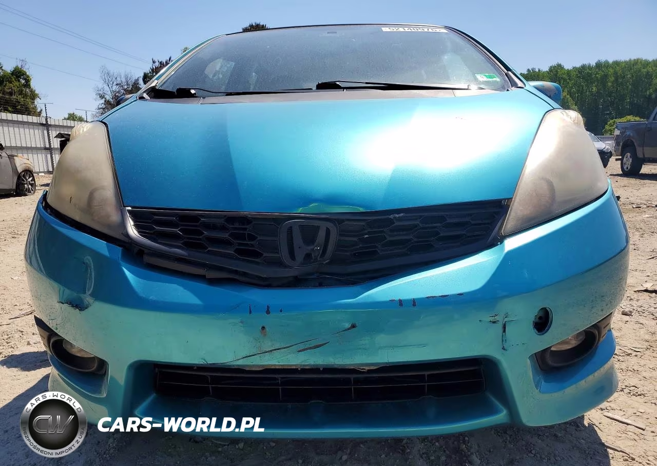 2013 Honda Fit Sport VIN:JHMGE8H54DC031785 - 5