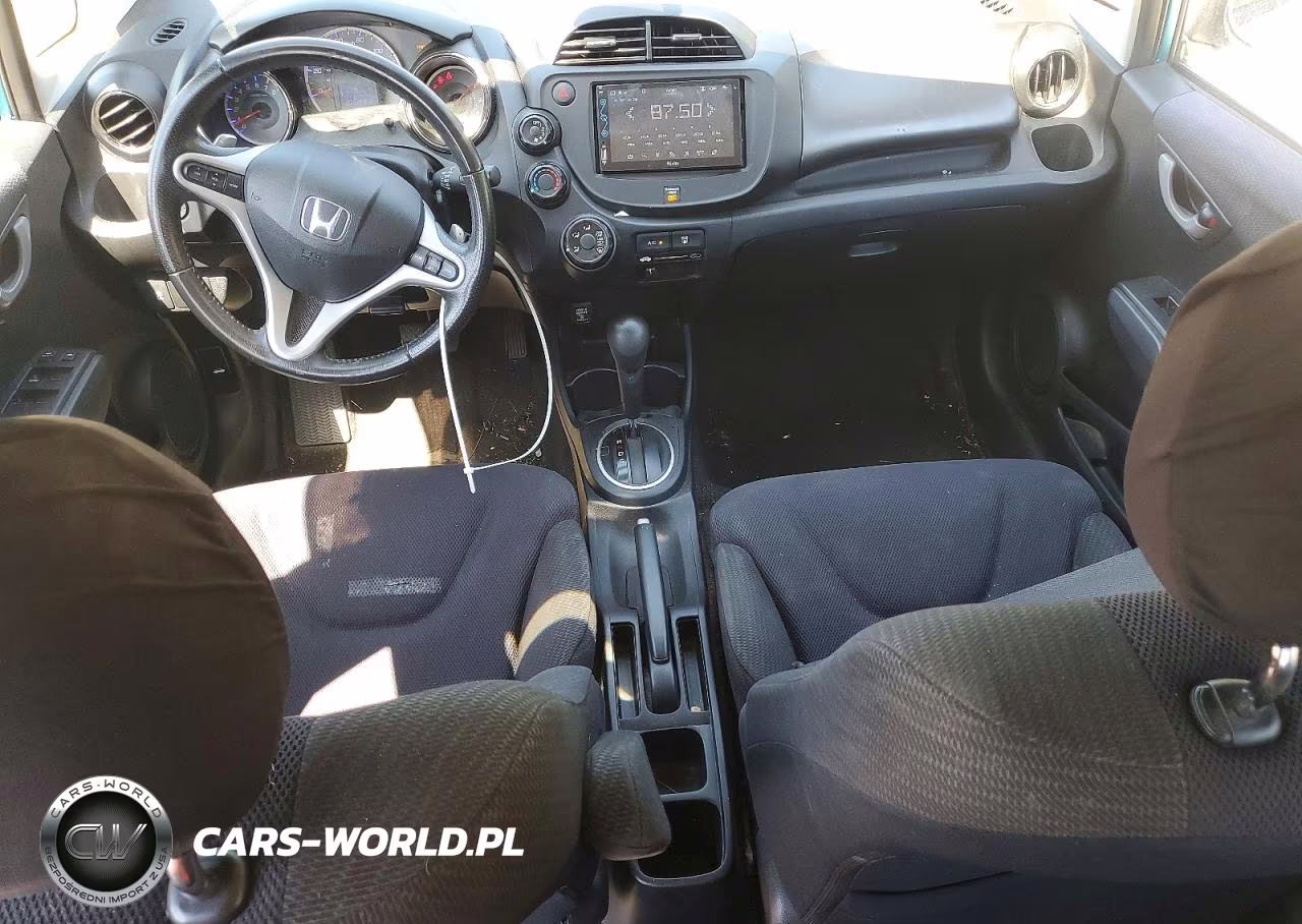 2013 Honda Fit Sport VIN:JHMGE8H54DC031785 - 8