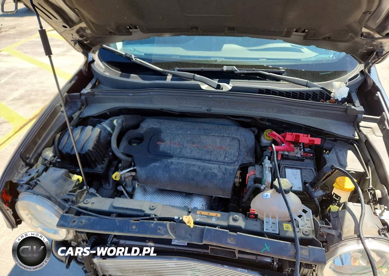 2021 Jeep Renegade Latitude VIN:ZACNJCBB7MPM58652 - 12
