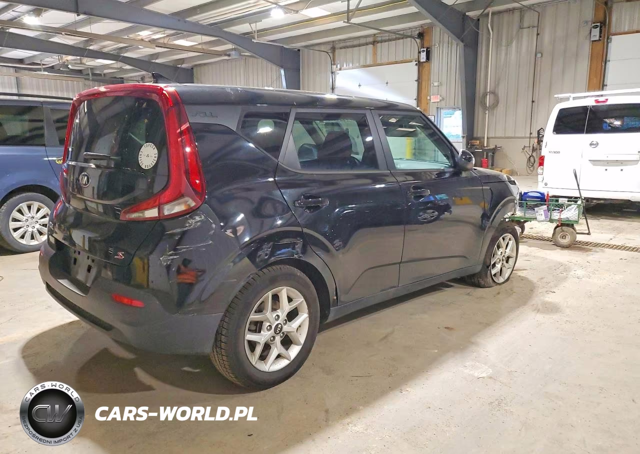 2021 Kia Soul S VIN:KNDJ23AU0M7762534 - 3