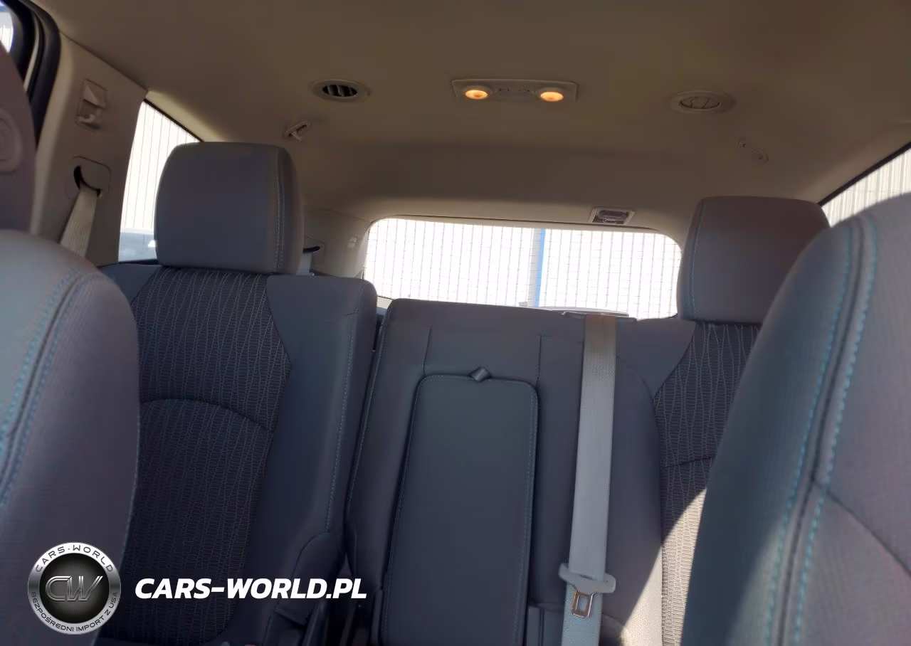 2017 Chevrolet Traverse Ls VIN:1GNKVFEDXHJ224205 - 10