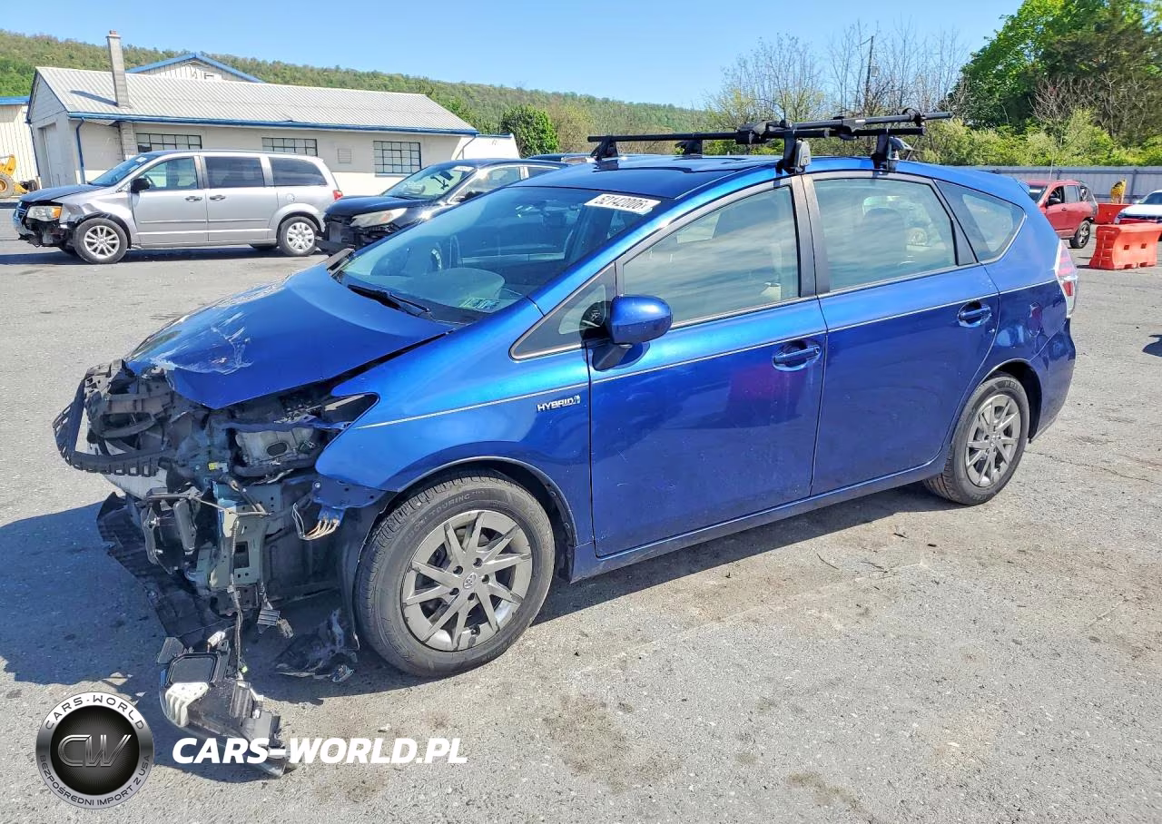 2016 Toyota Prius V Three