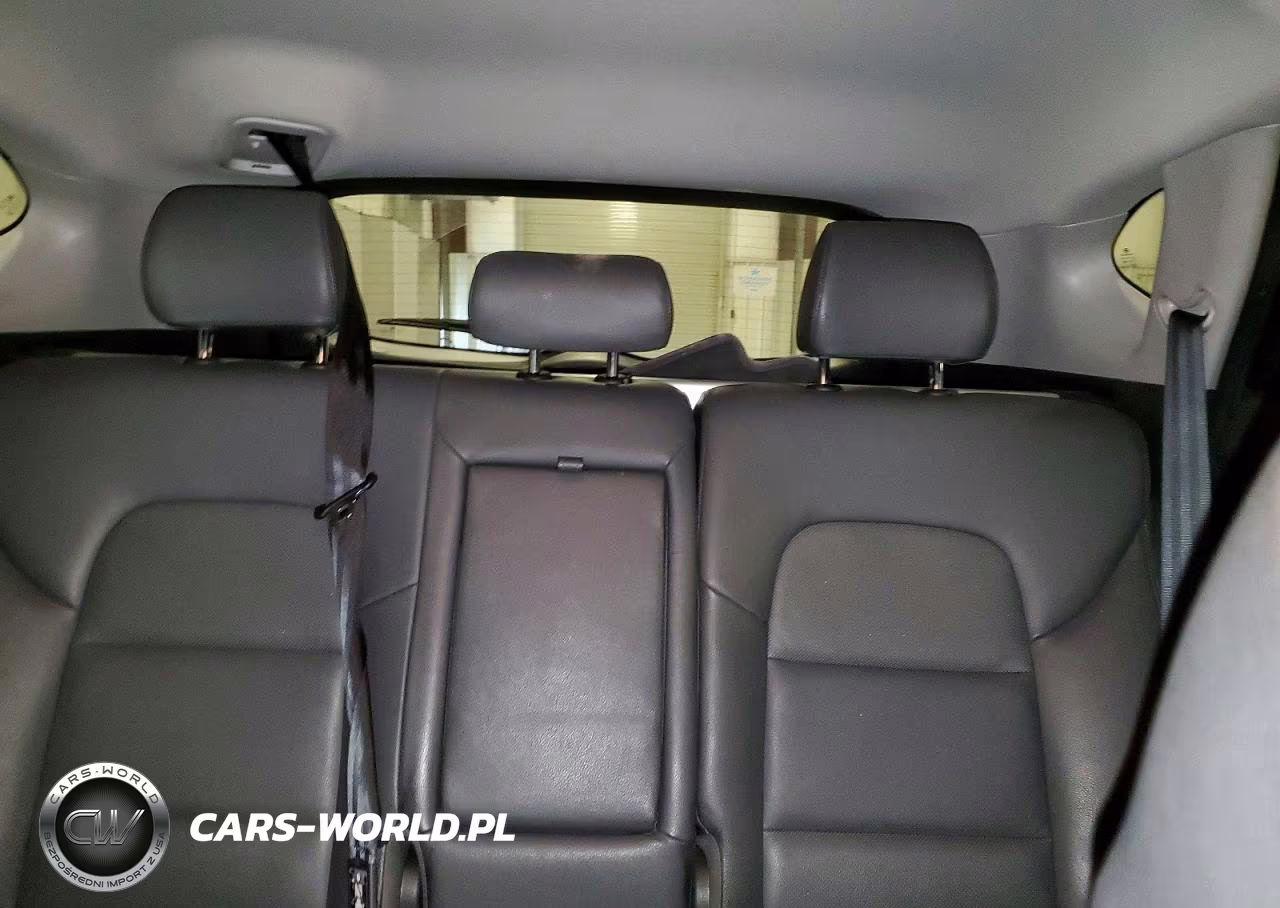 2017 Hyundai Tucson Limited VIN:KM8J3CA24HU388153 - 10