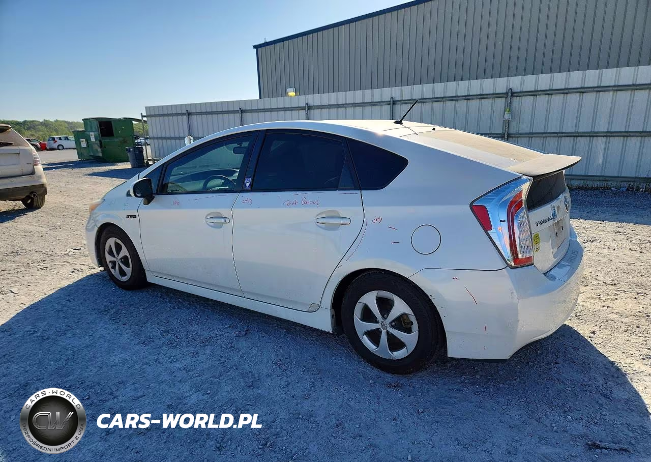 2015 Toyota Prius Two VIN:JTDKN3DU1F1966417 - 2